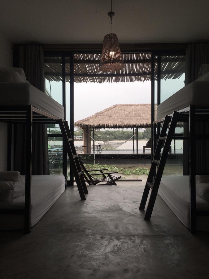 D Hostel Kanchanaburi Ngoại thất bức ảnh